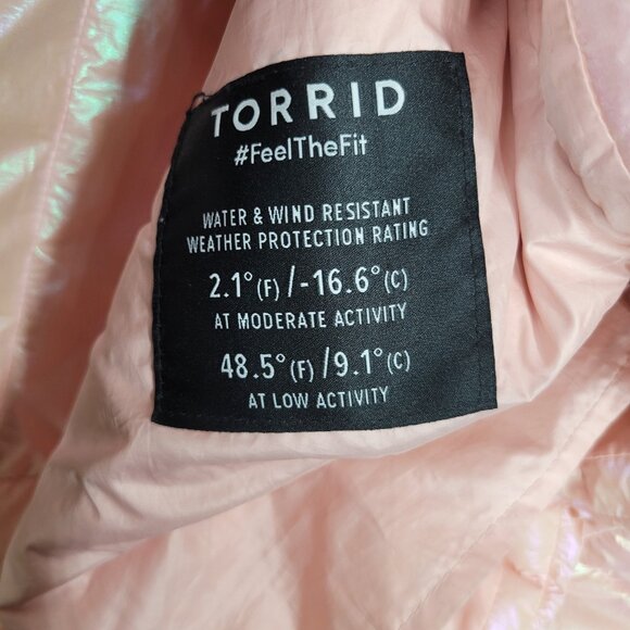 Torrid Pink Iridescent Puffer Coat Plus Size 4 4X Hooded Warm Winter Bubblegum - Picture 7 of 8